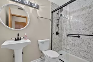 938 Treeline Ct, Lockport, IL 60441 - Photo 23