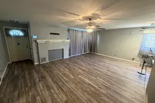 17112 Whittier Ave, Hazel Crest, IL 60429 - Photo 3