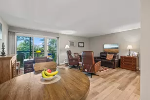 3913 Saratoga Ave, Downers Grove, IL 60515 - Photo 7