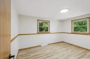 1819 Elmwood Dr, Lindenhurst, IL 60046 - Photo 17