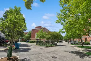 3951 N Washtenaw Ave, Chicago, IL 60618 - Photo 27