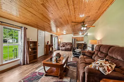 197 E Cermak Road, Braidwood, IL 60408 - Photo 5