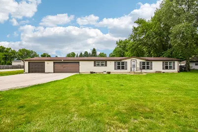 197 E Cermak Road, Braidwood, IL 60408 - Photo 1