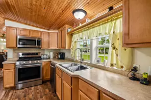 197 E Cermak Rd, Braidwood, IL 60408 - Photo 15