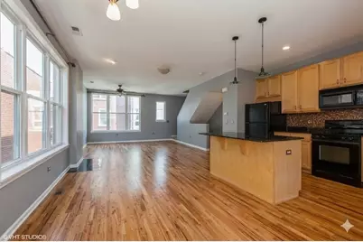 3238 N Kilbourn Avenue #14, Chicago, IL 60641 - Photo 5