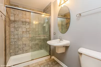 3238 N Kilbourn Avenue #14, Chicago, IL 60641 - Photo 7