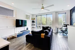 3740 N Clifton Ave, Chicago, IL 60613 - Photo 5