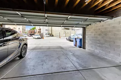 3740 N Clifton Avenue #2, Chicago, IL 60613 - Photo 27