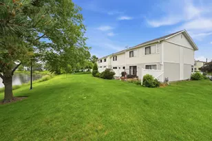 731 Shoreline Cir, Schaumburg, IL 60194 - Photo 37
