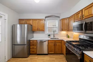 4914 W Warwick Ave, Chicago, IL 60641 - Photo 9