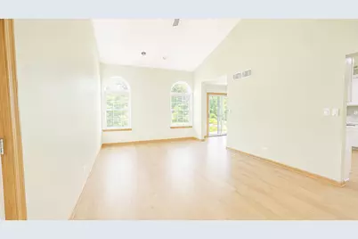 5445 Ridge Crossing, Hanover Park, IL 60133 - Photo 7