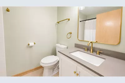 5445 Ridge Crossing, Hanover Park, IL 60133 - Photo 13