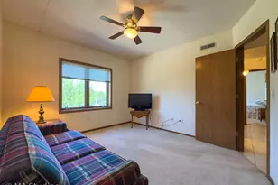 1325 Perry St, Des Plaines, IL 60016 - Photo 25
