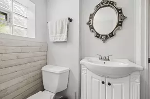 1843 N 75th Ave, Elmwood Park, IL 60707 - Photo 19