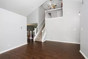 2290 Applewood Ln, Woodstock, IL 60098 - Photo 9