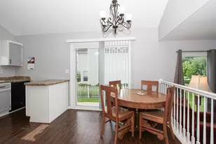 2290 Applewood Ln, Woodstock, IL 60098 - Photo 5