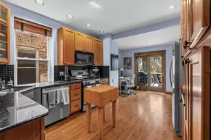 2230 W Leland Ave, Chicago, IL 60625 - Photo 9