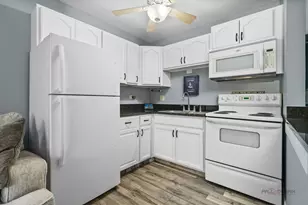 53 Oak Hill Colony St, Fox Lake, IL 60020 - Photo 21