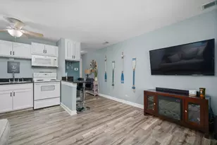 53 Oak Hill Colony St, Fox Lake, IL 60020 - Photo 15