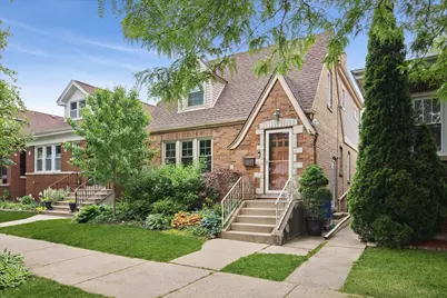 5321 W Pensacola Avenue, Chicago, IL 60641 - Photo 1