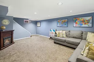 5321 W Pensacola Ave, Chicago, IL 60641 - Photo 17