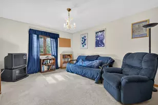 570 N Ellsworth Ave, Addison, IL 60101 - Photo 23