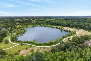 570 N Ellsworth Ave, Addison, IL 60101 - Photo 27
