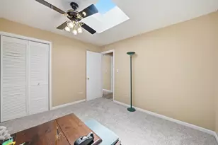 1200 175th St, East Hazel Crest, IL 60429 - Photo 9