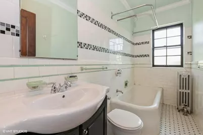 6885 N Overhill Avenue #2, Chicago, IL 60631 - Photo 11