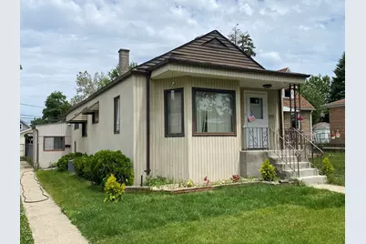 2734 W 98th Place, Evergreen Park, IL 60805 - Photo 1