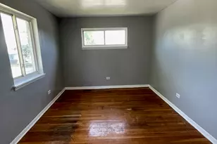 9258 S Parnell Ave, Chicago, IL 60620 - Photo 13