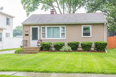 204 N Elroy Avenue, Bartlett, IL 60103 - Photo 1