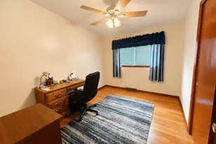 3613 W 120th Pl, Alsip, IL 60803 - Photo 9