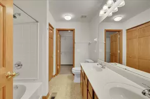 1825 Waverly Way, Montgomery, IL 60538 - Photo 15