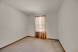 1825 Waverly Way, Montgomery, IL 60538 - Photo 11