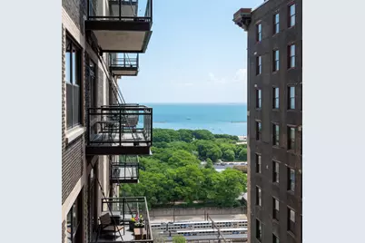 310 S Michigan Avenue #1908, Chicago, IL 60604 - Photo 11