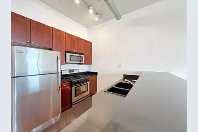 4015 N Milwaukee Avenue #410, Chicago, IL 60641 - Photo 7