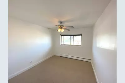 693 E Fullerton Avenue #205, Glendale Heights, IL 60139 - Photo 7