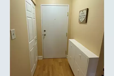 693 E Fullerton Avenue #205, Glendale Heights, IL 60139 - Photo 9