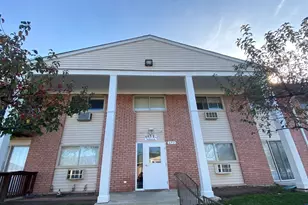 693 E Fullerton Ave, Glendale Heights, IL 60139 - Photo 1