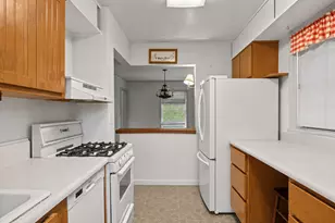 123 S Home Ave, Park Ridge, IL 60068 - Photo 7