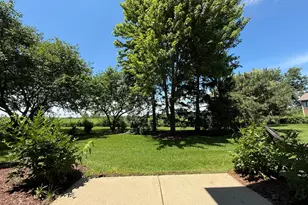 1910 Grove Ave, Schaumburg, IL 60193 - Photo 19