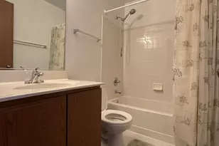1910 Grove Ave, Schaumburg, IL 60193 - Photo 15