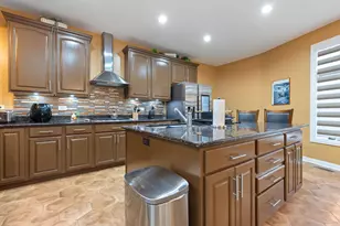 7019 168th St, Tinley Park, IL 60477 - Photo 9