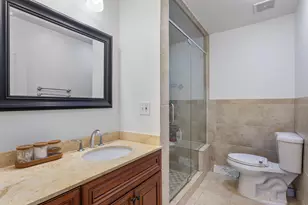 8219 W Summerdale Ave, Chicago, IL 60656 - Photo 25
