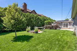 8219 W Summerdale Ave, Chicago, IL 60656 - Photo 5