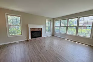 112 Harvard Ct, Glenview, IL 60025 - Photo 3