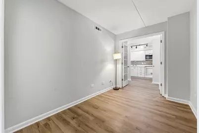 811 Chicago Avenue #405, Evanston, IL 60202 - Photo 17