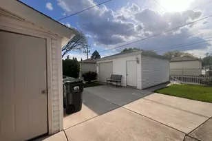 9220 Luna Ave, Morton Grove, IL 60053 - Photo 19