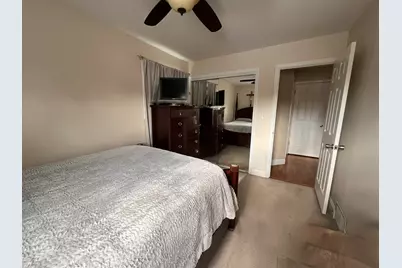 9220 Luna Avenue, Morton Grove, IL 60053 - Photo 9